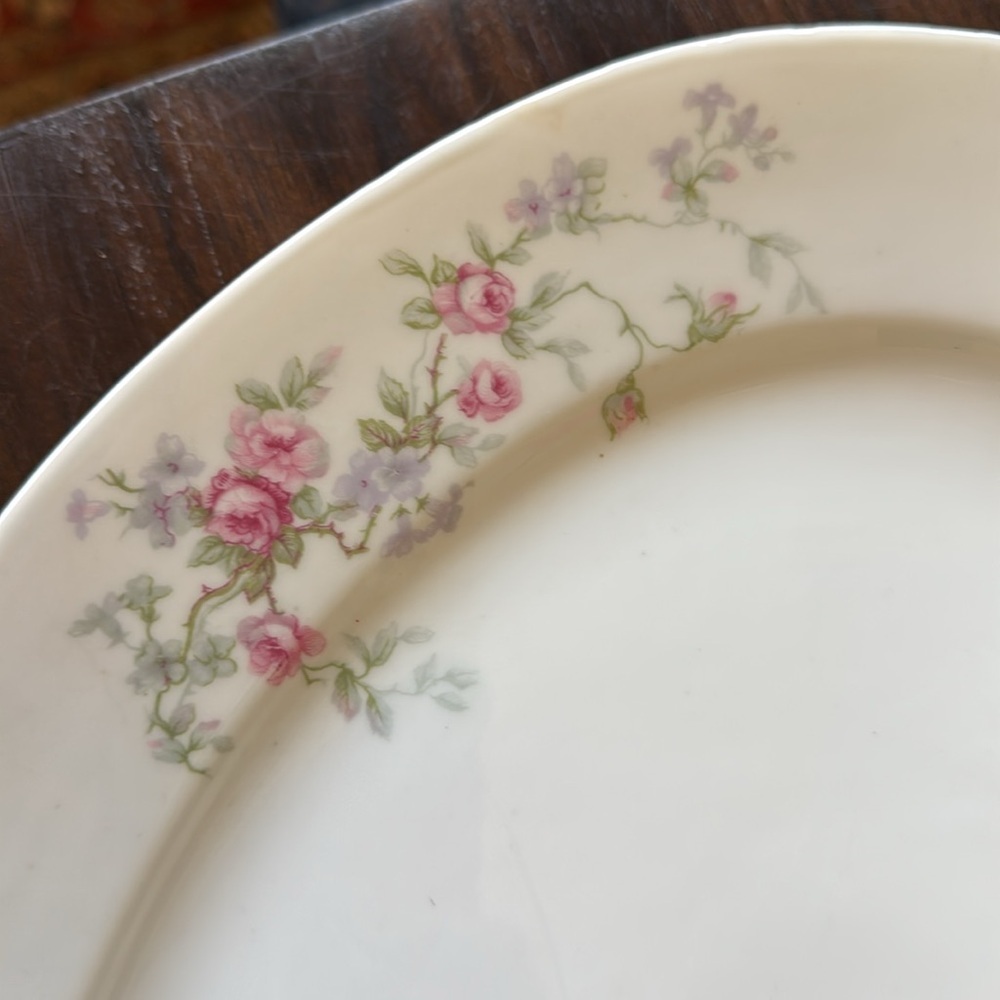 Goa France 15.5” Oval Serving Dish - Picture 2 of 4